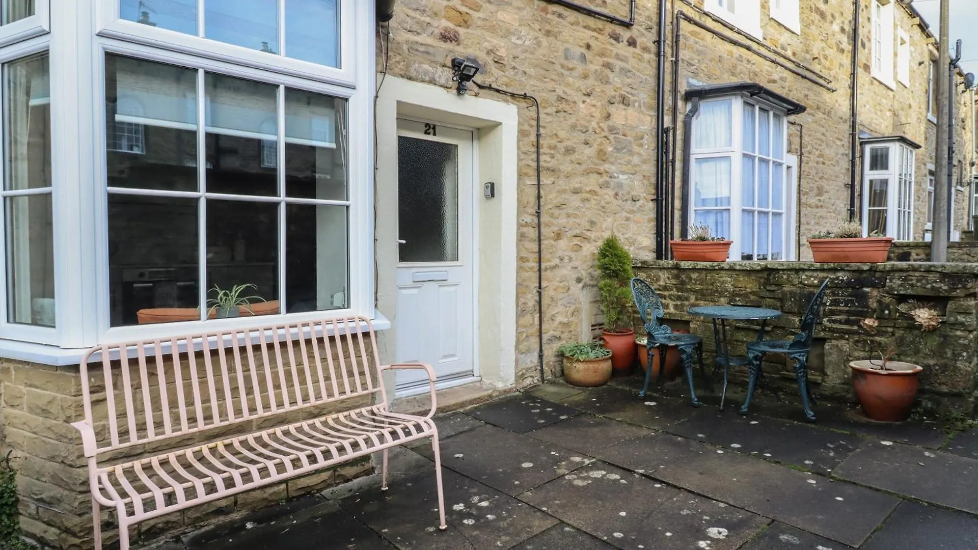 Hallam'S Yard Skipton